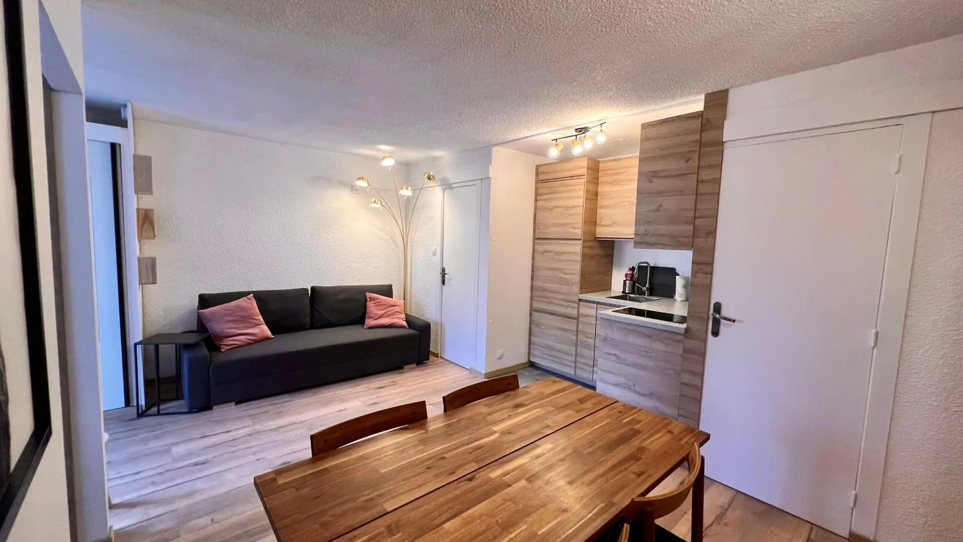 Appartement T2 Saint-Chaffrey 0*,