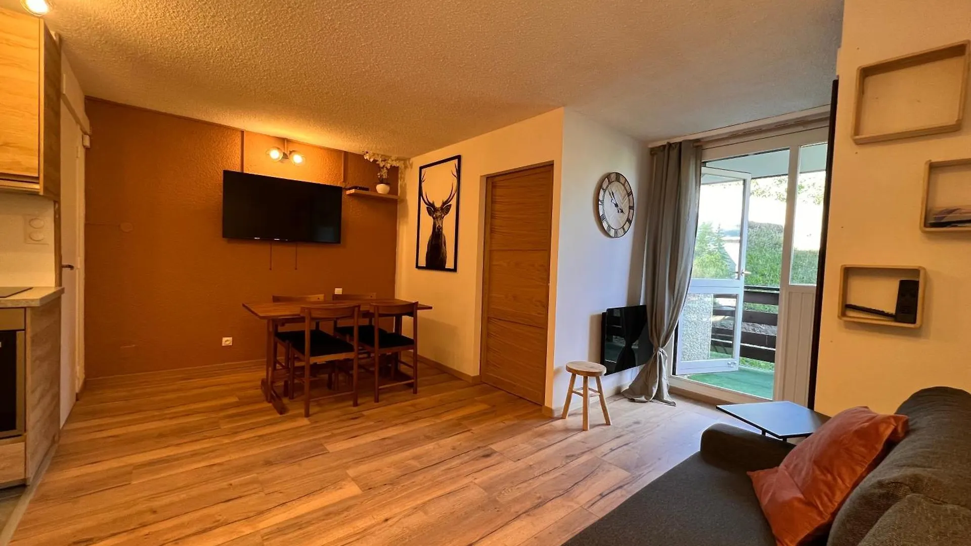 Appartement T2 Saint-Chaffrey 0*,
